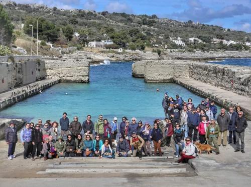 Noi, il mondo e l'immaginazione -  Passeggiata e foto comunitaria  